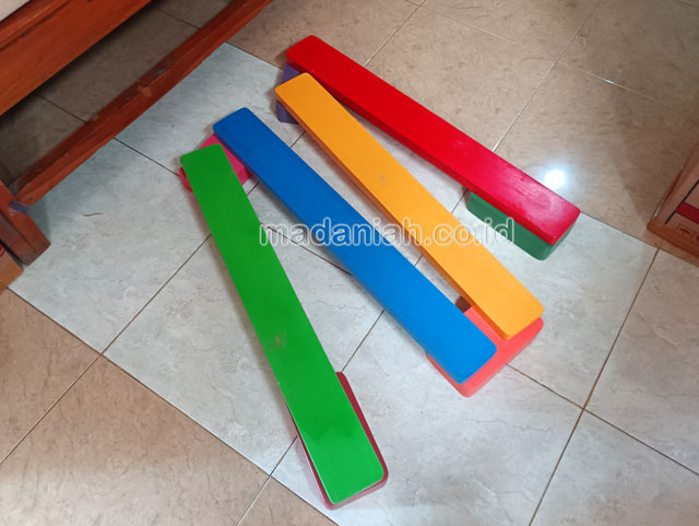 Jual Mainan Papan Titian Kayu Anak TK Samarinda Kalimantan Timur