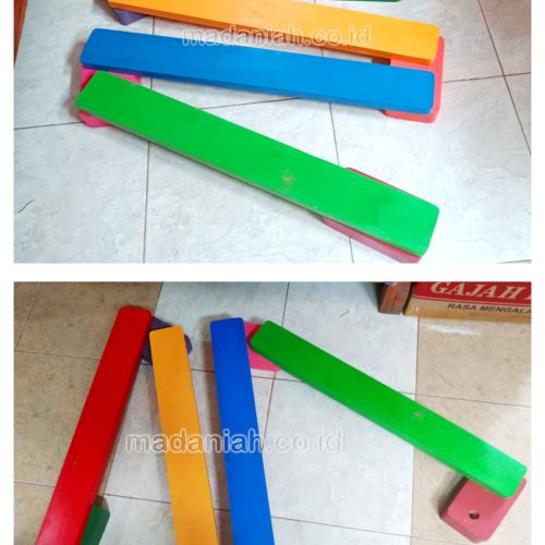 Mainan Papan Titian Kayu Anak TK Musi Banyuasin