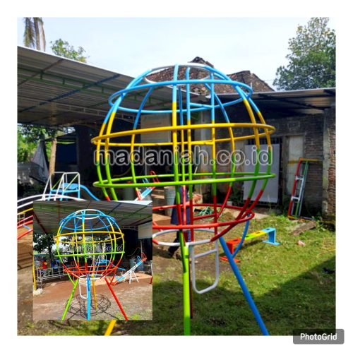 Mainan Panjat Bola Dunia Anak TK Lima Puluh Kota Mainan Panjat Bola Dunia Anak TK Lima Puluh Kota