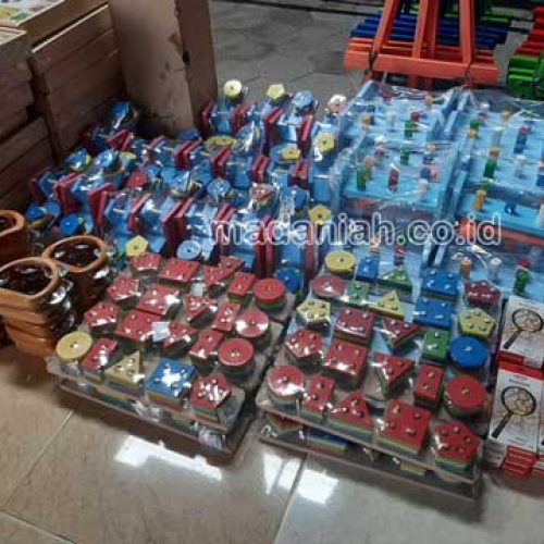 Toko Alat Peraga Edukatif Prasiaga Pandemangan