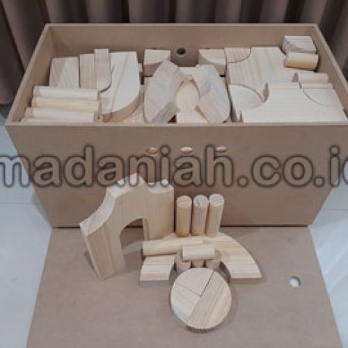 Distributor Balok PDK di Lumajang