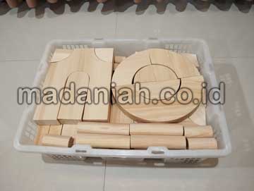 Toko Balok PDK di Kota Bandung