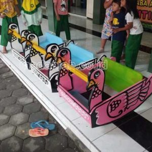 Produsen Mainan Kayu Angsa Goyang Anak TK Jetis Bantul