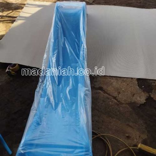 Jual Murah Mainan Seluncuran Fiber Anak TK Tahunan Jepara Jual Murah Mainan Seluncuran Fiber Anak TK Tahunan Jepara