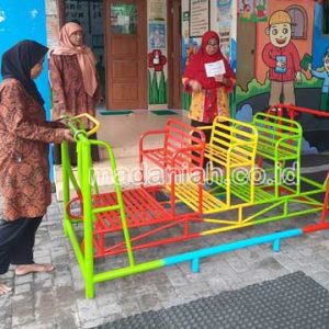 Jual Murah Mainan Ayunan Kereta Dorong Anak TK Umbulharjo