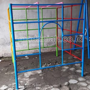 Produsen Mainan Panjat Besi Tangga Majemuk Sidoarjo Produsen Mainan Panjat Besi Tangga Majemuk Sidoarjo