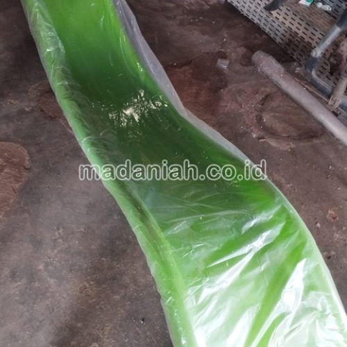 Produsen Mainan Seluncuran Fiber Anak TK Baolan Tolitoli