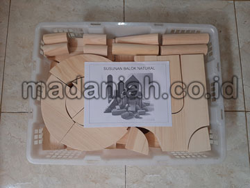 Distributor Balok PDK Natural Pinus di Kolaka Utara