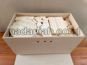 Distributor Balok PDK Natural Pinus di Sumbawa