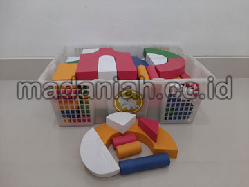 Distributor Balok PDK Warna di Kepuluan Sula
