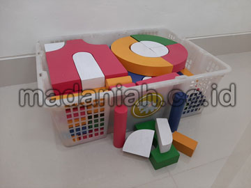 Distributor Balok PDK Warna di Tojo Una-Una