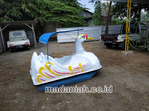 Jasa Pembuatan Sepeda Bebek Air Kota Tual