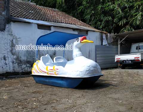 Pengrajin Sepeda Bebek Air Banyumas