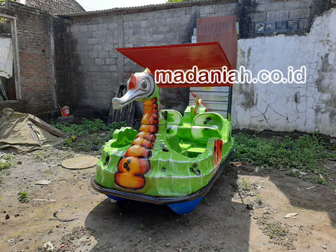 Pengrajin Sepeda Bebek Air Bengkayang Terbaru