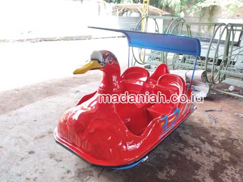 Pengrajin Sepeda Bebek Air Cirebon