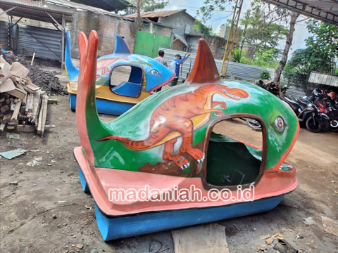 Pengrajin Sepeda Bebek Air Donggala Terbaru