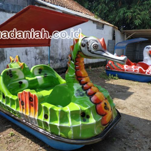Pengrajin Sepeda Bebek Air Halmahera Barat Terbaru Pengrajin Sepeda Bebek Air Halmahera Barat Terbaru