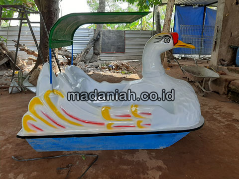 Pengrajin Sepeda Bebek Air Jembrana