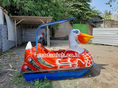 Pengrajin Sepeda Bebek Air Kota Salatiga