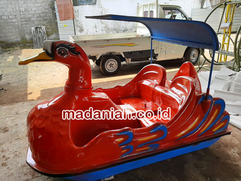 Pengrajin Sepeda Bebek Air Langsa