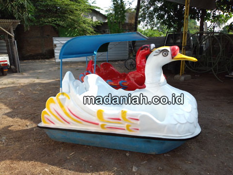Pengrajin Sepeda Bebek Air Palangkaraya