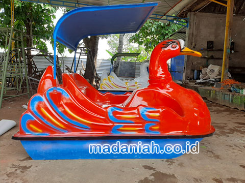 Pengrajin Sepeda Bebek Air Tabanan