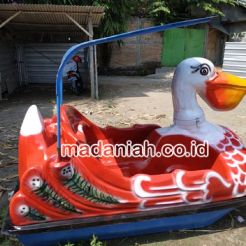 Pengrajin Sepeda Bebek Air Tana Toraja Pengrajin Sepeda Bebek Air Tana Toraja