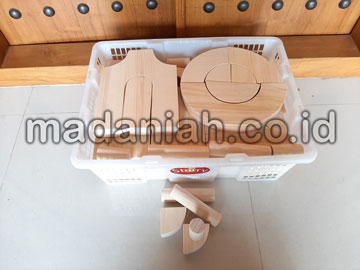 Produsen Balok PDK PAUD dan TK di Landak