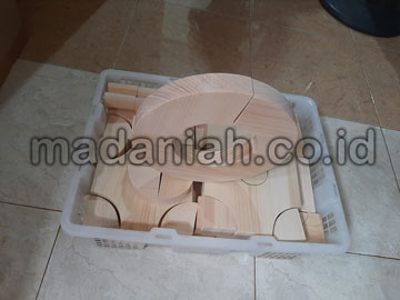 Toko Balok PDK Natural Pinus di Mappi