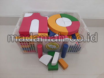 Toko Balok PDK Warna di Parigi Moutong