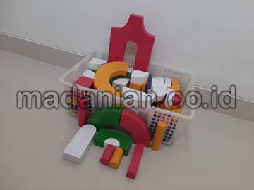 Toko Balok PDK Warna di Sintang