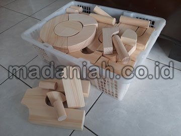 Toko Balok PDK di Tanah Datar