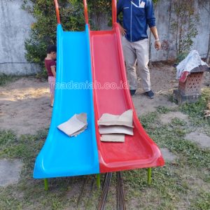 Produsen Mainan Perosotan Fiber Anak TK Ngaglik
