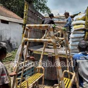 Jual Murah Mainan Ayunan Besi Klungkung Bali