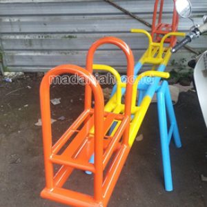 Jual Murah Mainan Jungkat-Jungkit Anak Sentolo Jual Murah Mainan Jungkat-Jungkit Anak Sentolo