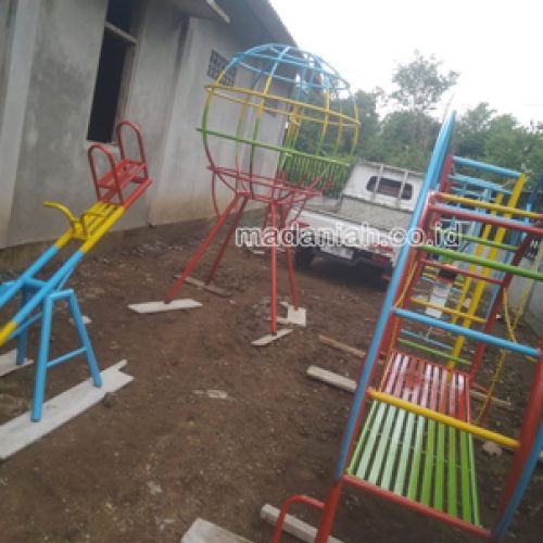 Jual Murah Mainan Panjat Bola Dunia Anak Sentolo Jual Murah Mainan Panjat Bola Dunia Anak Sentolo