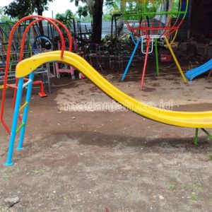 Jual Murah Mainan Perosotan Fiber Anak TK Majalengka