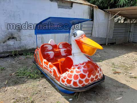 Pengrajin Sepeda Bebek Air Bengkalis