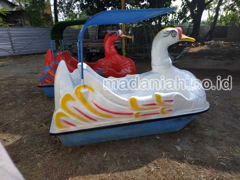 Pengrajin Sepeda Bebek Air Kaur