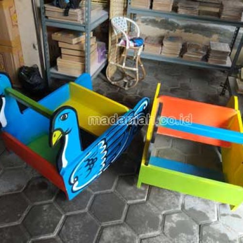 Produsen Mainan Angsa Goyang Anak Sleman Yogyakarta