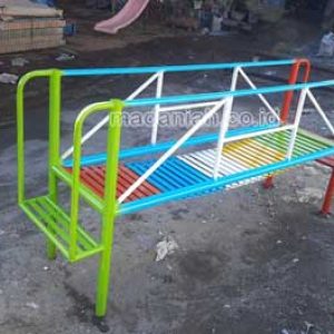 Produsen Mainan Jembatan Goyang Anak TK Banguntapan Bantul Produsen Mainan Jembatan Goyang Anak TK Banguntapan Bantul