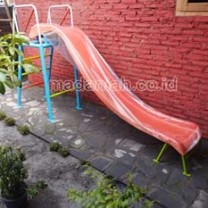 Produsen Mainan Perosotan Fiber Anak TK Sleman Yogyakarta Produsen Mainan Perosotan Fiber Anak TK Sleman Yogyakarta