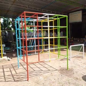 Produsen Mainan Panjat Besi Tangga Majemuk Klungkung