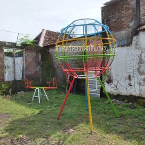 Jual Murah Panjat Besi Bola Dunia Anak Magelang Jawa Tengah