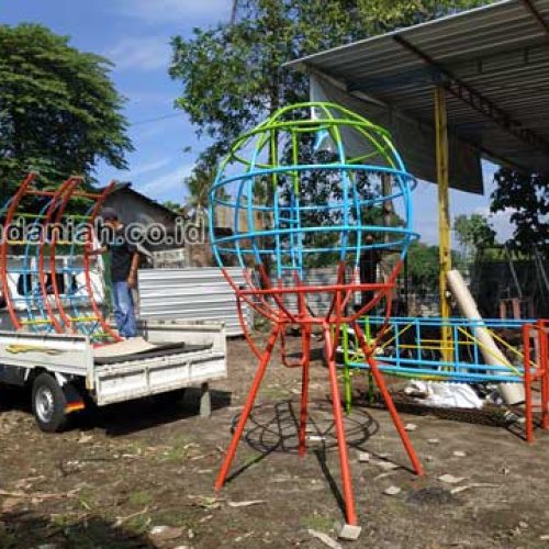 Produsen Mainan Anak Tangga Pelangi Bantul Yogyakarta