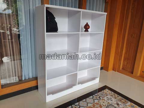 Jual Murah Lemari Loker Kayu PAUD TK Karawang