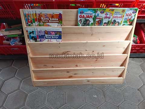 Jual Murah Lemari Loker Rak Kayu PAUD TK Karawang