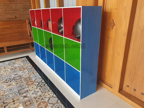 Lemari Loker Kayu TK Kota Pekalongan