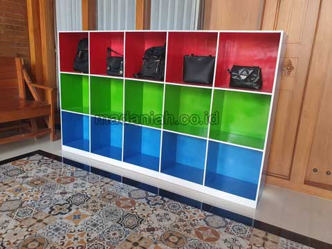 Pabrik Lemari Loker Kayu PAUD TK Jombang