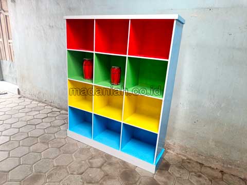 Pabrik Lemari Loker Kayu PAUD TK Kota Surakarta